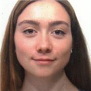 Studentessa di scienze politiche con diploma di liceo linguistico e diploma BAC offre lezioni di inglese francese italiano e stori